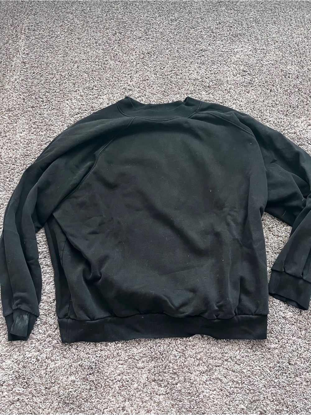 Women’s GAP Oversized Black Crewneck Sweatshirt (large)
